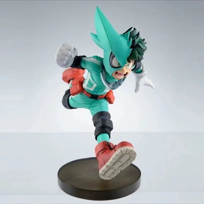Disponibile Bandai Banpresto M - Model Kit Academy recensione e prezzo