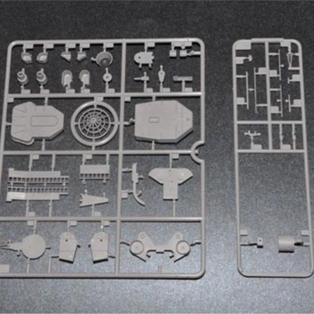 US STOCK Trumpeter 03705 1/200 - Model Kit Uss Missouri recensione e prezzo
