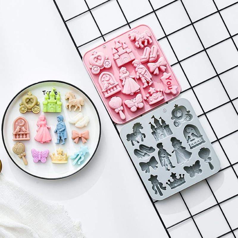 Stampo in silicone 3D a 12 cav - Model Kit For Beginners recensione e prezzo