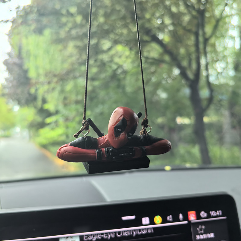 Marvel Deadpool Ciondolo specc - Model Kit Deadpool recensione e prezzo