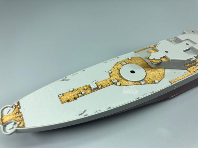 Ponte in legno in scala 1/700  - Model Kit Uss Missouri recensione e prezzo